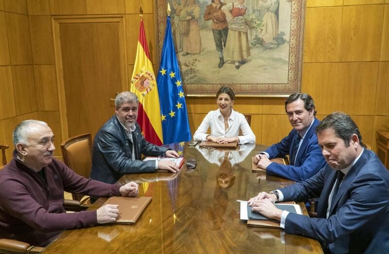 El Consejo de Ministros aprobará este martes la reforma laboral para su inmediata entrada en vigor